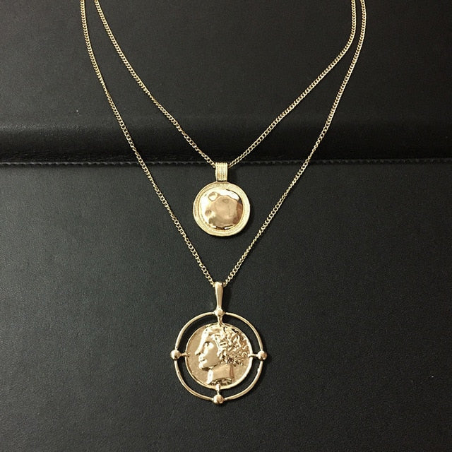 Hanging Portrait Coin Chain Choker Necklace